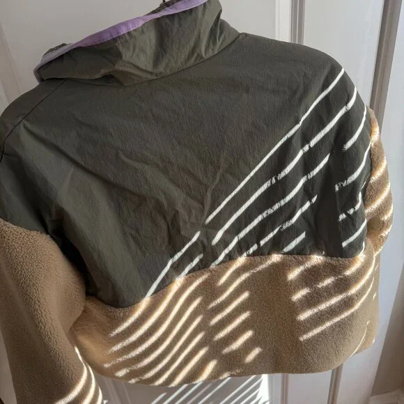 Zara fleece with Multicolored Piping NWOT Never Worn Sz M - Picture 2 of 2